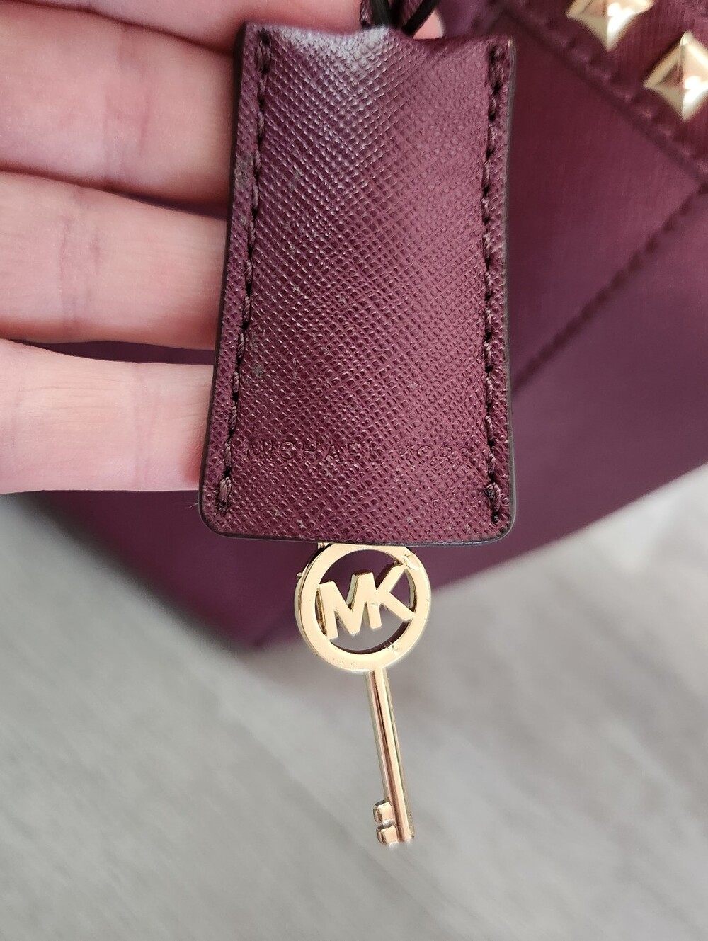 Michael Kors Hamilton Traveler tote purple glam corporate rock edgy business - Picture 13 of 14